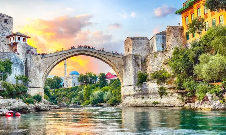 Private Full - Day Tour: Pocitelj and Mostar Private Day Trip