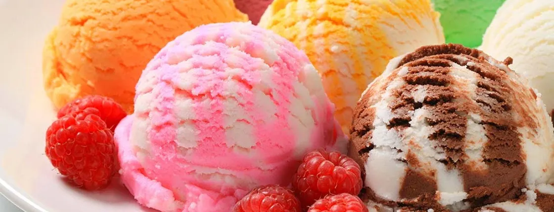 Pizza and gelato cooking class in Florence