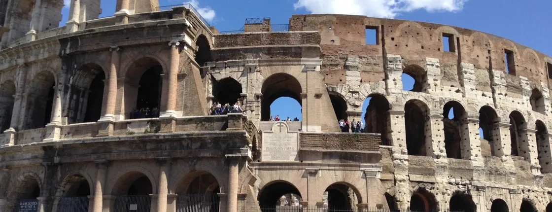 Semi-private skip-the-line Ancient Rome tour with Colosseum, Pantheon and Piazza Navona