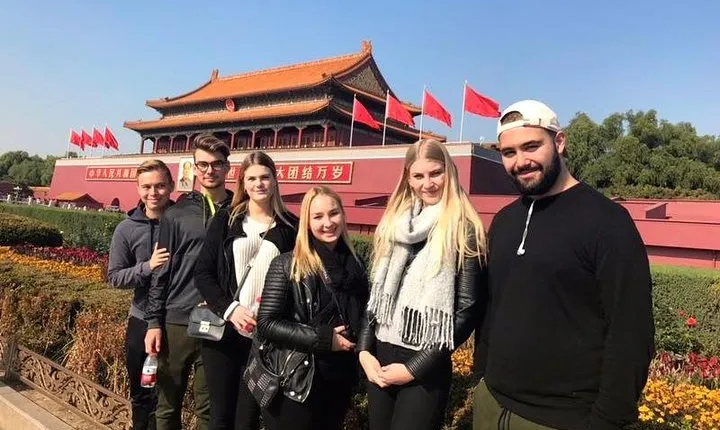 Beijing Layover Tour to Forbidden City with Foot Massage