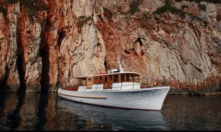 Boat Tour at Delfina Hvar