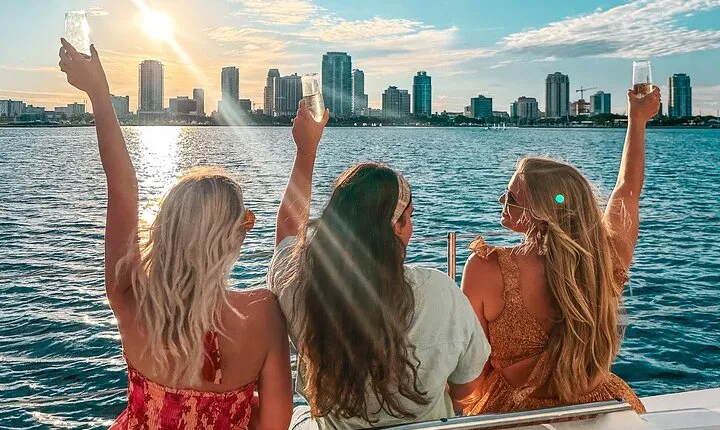 Private Sunset Luxury Sail on Tampa Bay