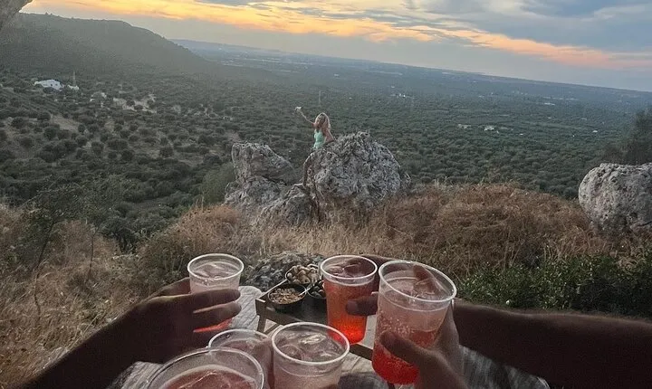 Guided Sunset Tour Among the Hills of Ostuni with Aperitif