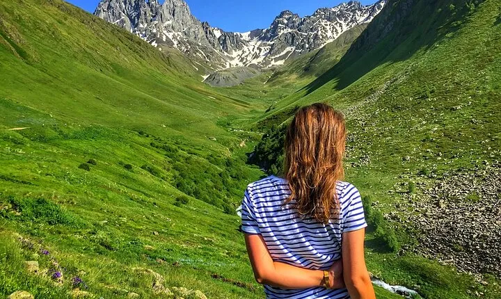 Private Kazbegi full day trip from Tbilisi