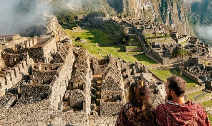 4 Days Inca Jungle Trek to Machu Picchu