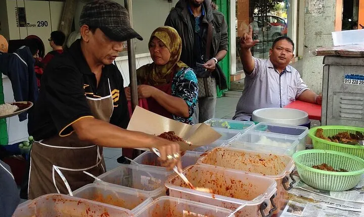 Malaysian Culture and Street Food Tour