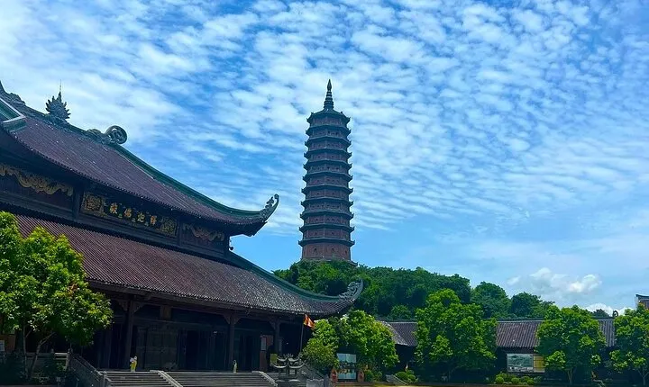 Ninh Binh Exploration: Bai Dinh Pagoda, Trang An, Boat, Mua Caves