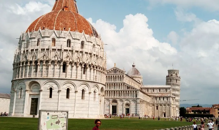 Pisa and Lucca Lunch&WineTasting Included from Florence