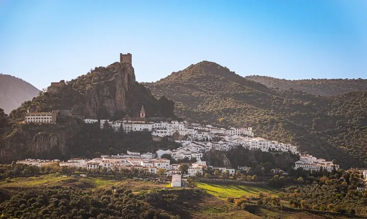 Private Guided Day Trip to the White Villages and Ronda from Seville