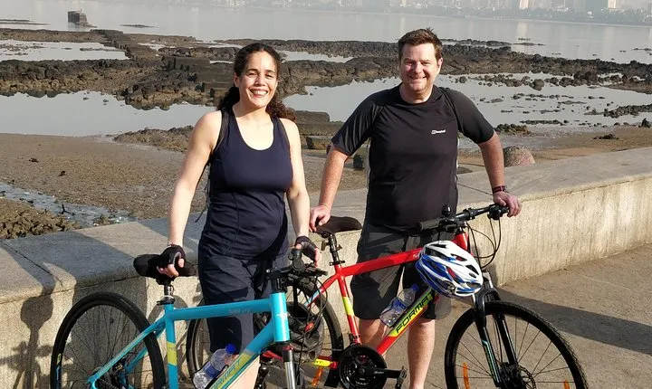 Guided Cycle Tour of Old Mumbai with Breakfast