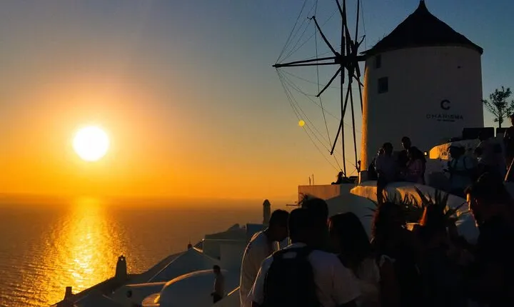 Caldera Walking Tour Fira to Imerovigli