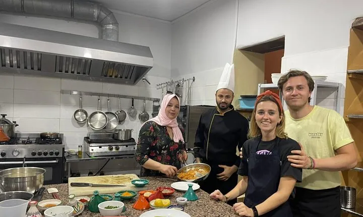 Let's discover the secrets of Moroccan food
