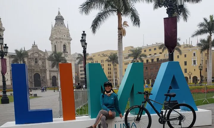 Private Half Day Bike Tour Historical Center of Lima