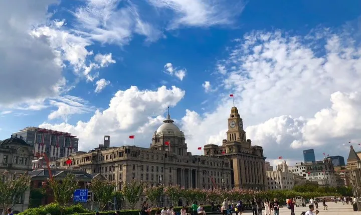 Shanghai Private Tour of Jewish Refugees Museum and Cruise on Huangpu River