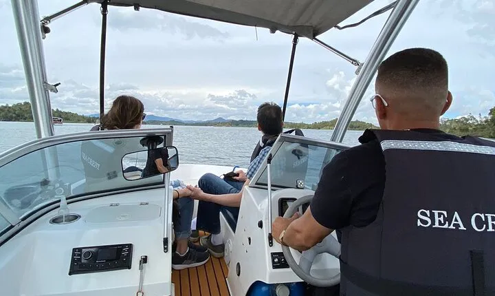 Guatape Town & Private Boat Ride & El Peñol Rock | Private Tour