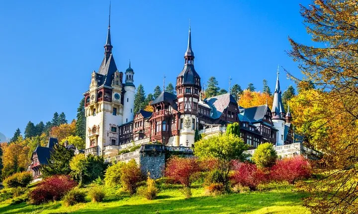 Hike&City Private tour- Peles Castle Tour and Bucegi Natural Park from Brasov