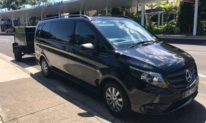 Private Transfer from Sunshine Coast Airport to Noosa 7 seater + Luggage Trailer