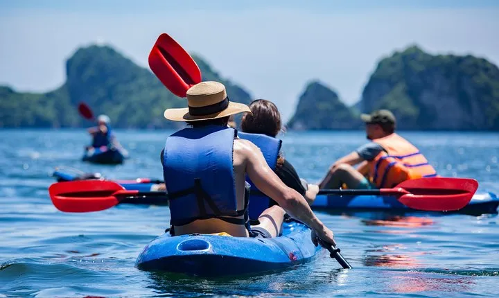 Kayaking at Lan Ha Bay