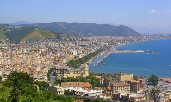 Private departure transfer from Salerno/Vietri to Naples airport/station