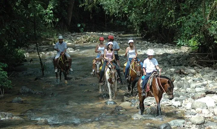 Explore Costa Rica on Horseback- Manuel Antonio tour