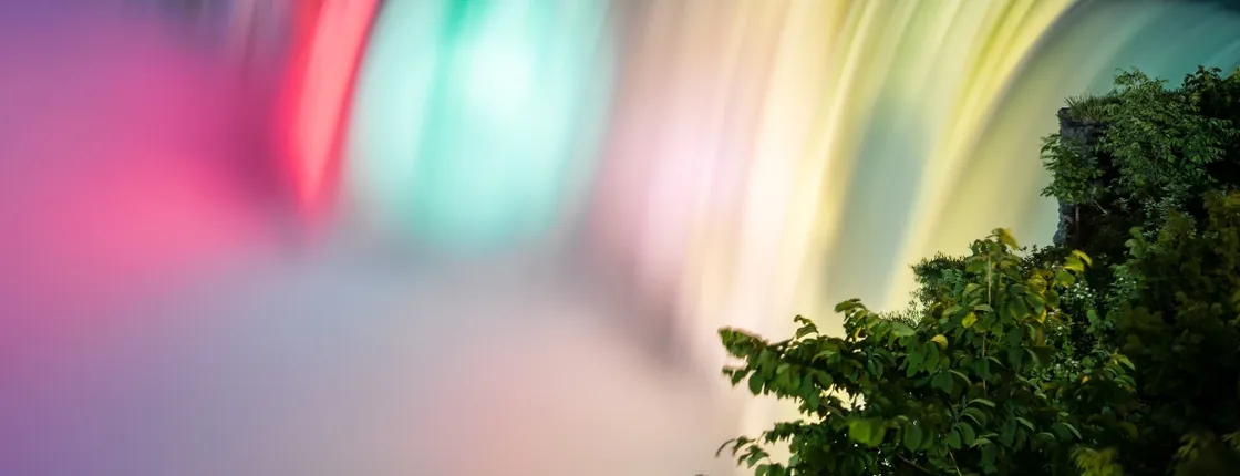 Niagara Falls USA: Night Illumination Tour & Optional Maid of the Mist