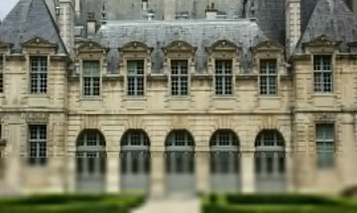 8 Hours Paris City Tour with Montparnasse, Le Marais and Moulin Rouge