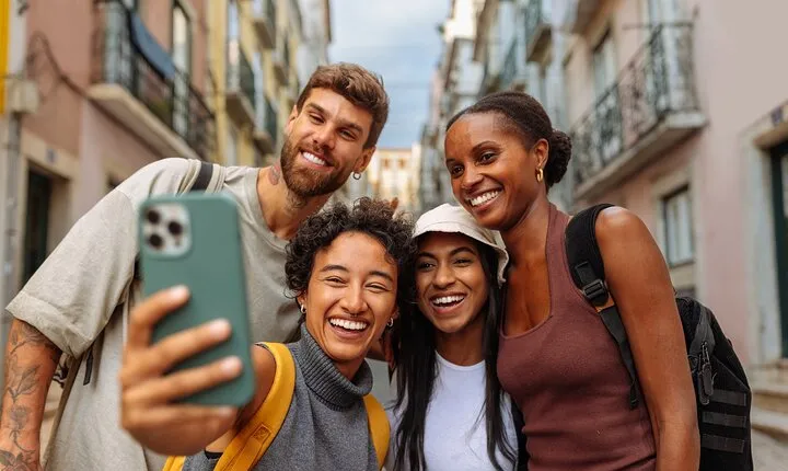 Exclusive Private Half-Day Hongcun Village Tour from Huangshan