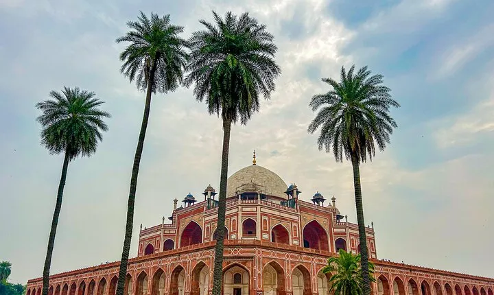 The Best of Old and New Delhi: Full-Day Private Exploration