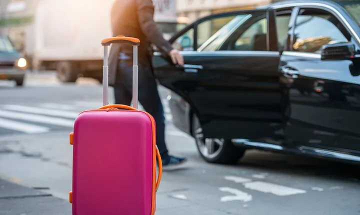 Private taxi transfer service from TAORMINA to SYRACUSE (Ortigia) or Viceversa