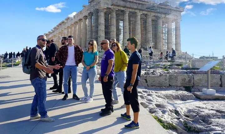 Acropolis & Parthenon Tour and Athens Highlights Bike tour