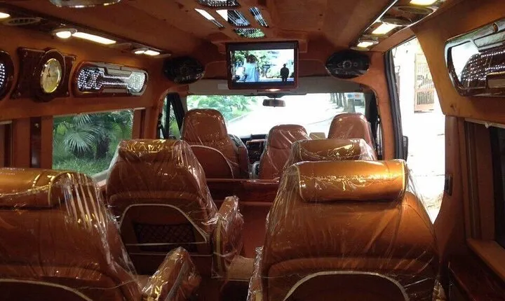 Super limousine Ha Noi to Sapa with experienced driver