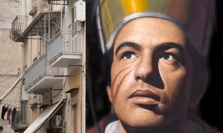 Street Art Tour: a Trip to the Speaking Walls of Naples