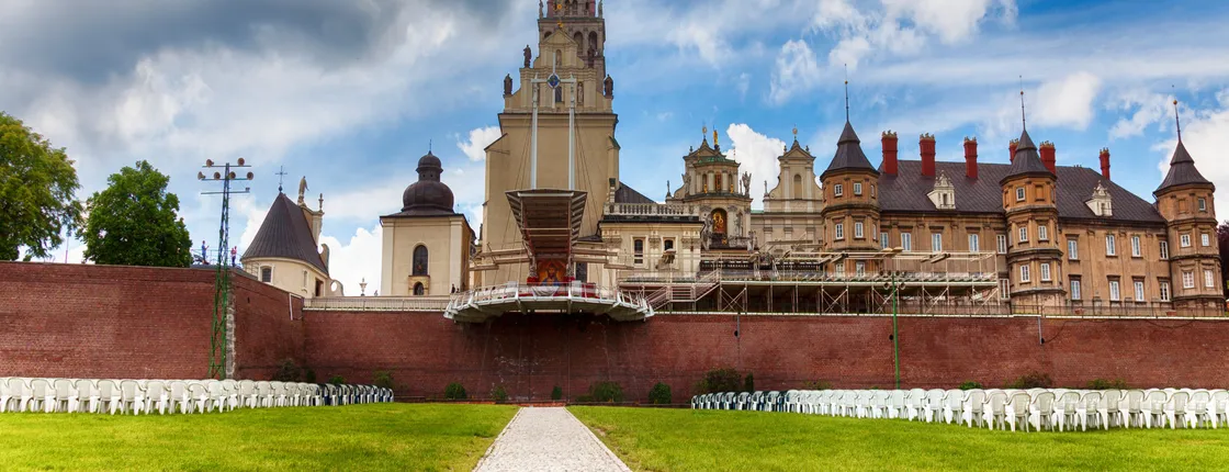 Black Madonna of Czestochowa and home of John Paul II in one day