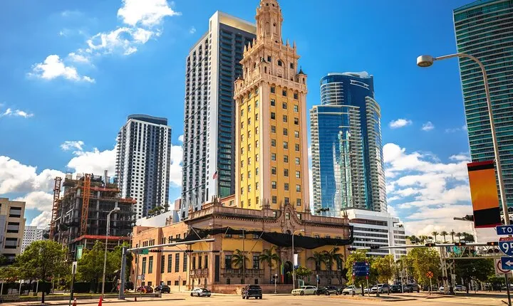 Miami Downtown Highlights Private Guided Walking Tour 