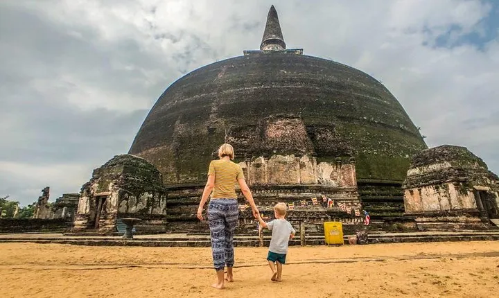 Cycling expedition in the Ancient City of Polonnaruwa with return transfers