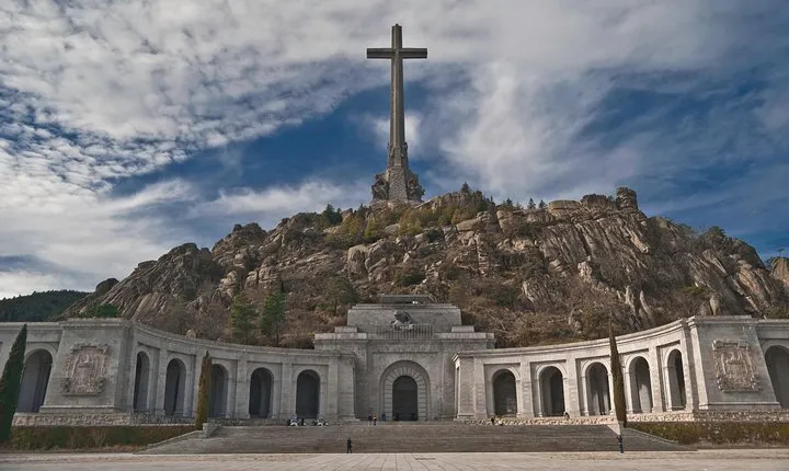 Private tour of Escorial Monastery & Valley of the Fallen