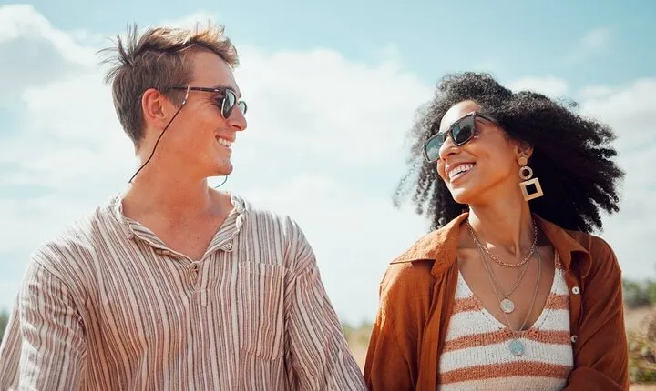 Romantic Walking Tour In Ramon Crater for Couples