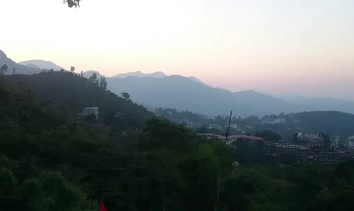 Affordable transfer from Delhi to Dehradun