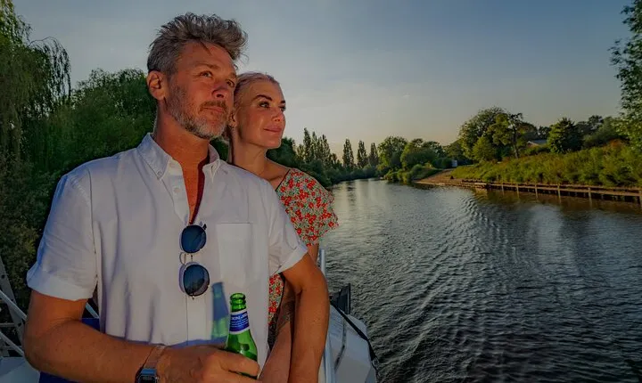 York Night Cruise With Strawberries & Cream + Drink