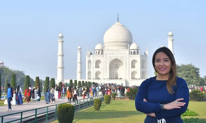 Same Day Taj Mahal Tour By Gatimaan Train