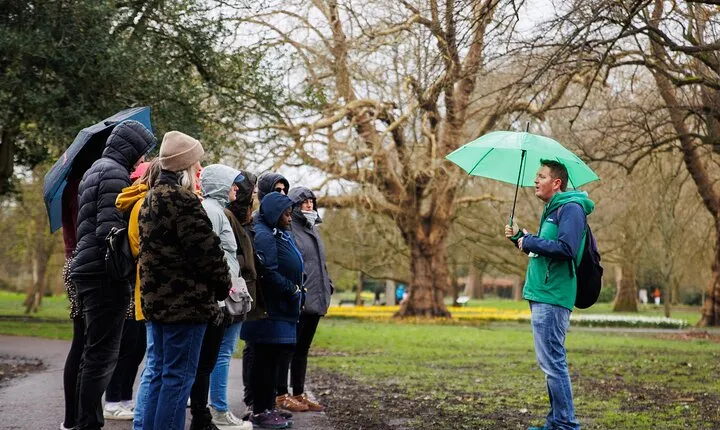 Cardiff Private Dark History Tour