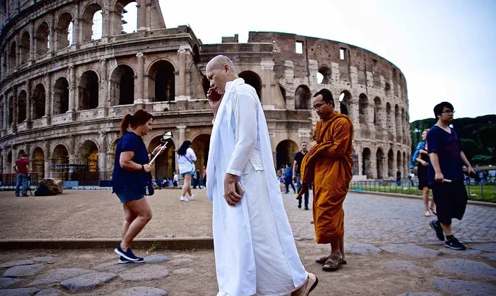 Unique Rome by Day, Street Photography Tour and Workshop
