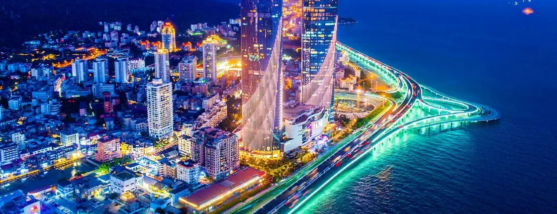 Xiamen night tour with personal guide and chauffeur