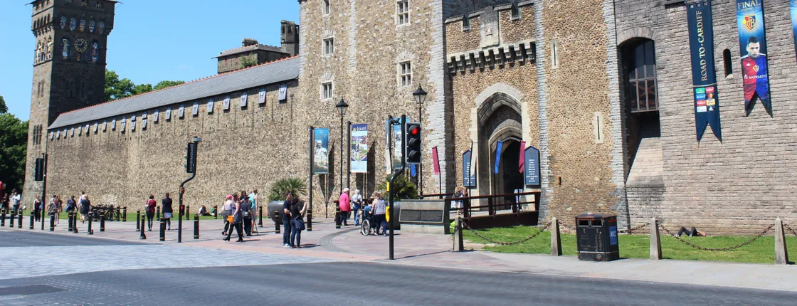 Doctor Who filming locations walking tour in Cardiff [Unofficial]