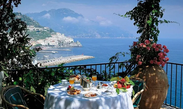 Private Amalfi Coast By Car And By Boat Day Trip