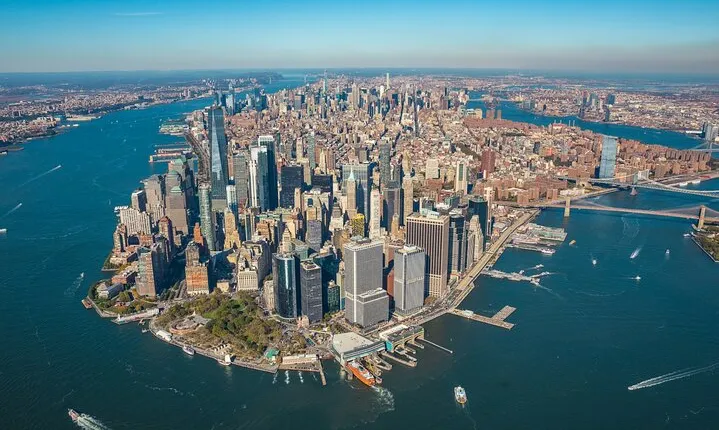 Alto Y Bajo Manhattan in Spanish