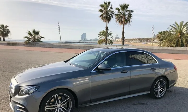 Transfer Airport Barcelona (DE 1 to 2 passengers)