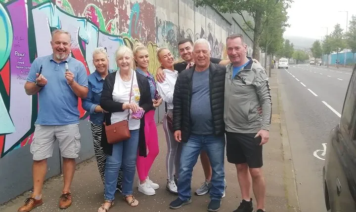 Belfast's Political Mural Taxi Tour