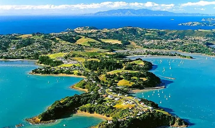 2-Day Waiheke Island Sea Kayak Tour