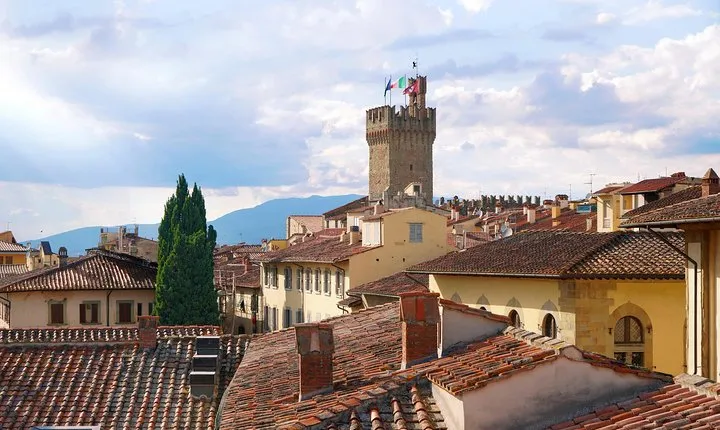 Cortona and Arezzo Full-Day Small-Group Tour from Rome